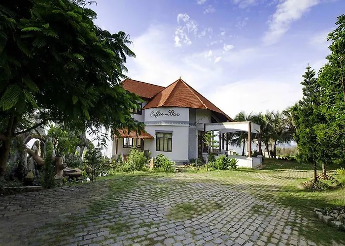 Peaceful Khu nghỉ mát 3*